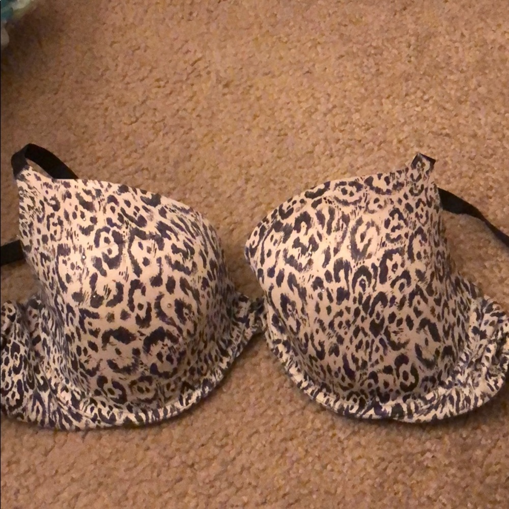 Victoria’s Secret printed Demi bra w/ rhinestones!